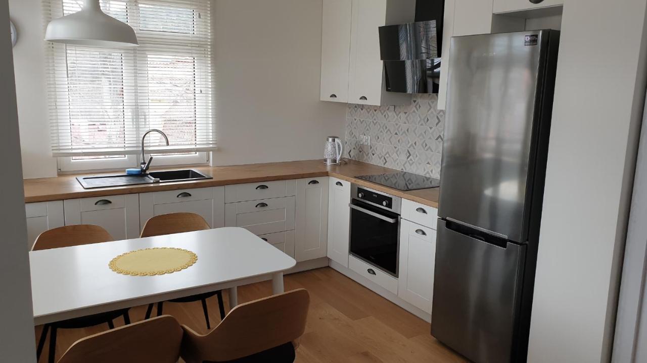 Apartament Widokowy Przy Stadionie 斯克拉斯卡波伦巴 外观 照片
